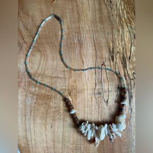 VTG Boho shell & puku bead necklace, 1970s